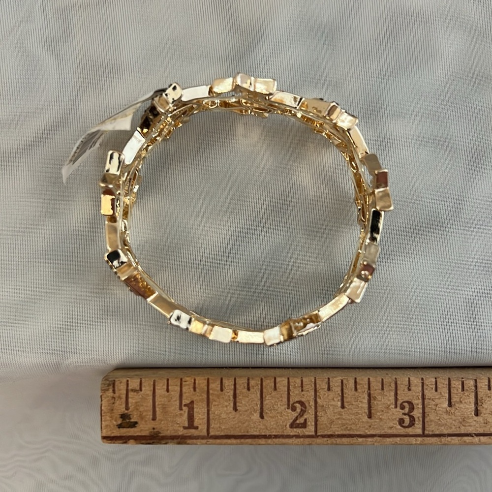 Thalia Sodi Star Bracelet - Picture 2 of 4